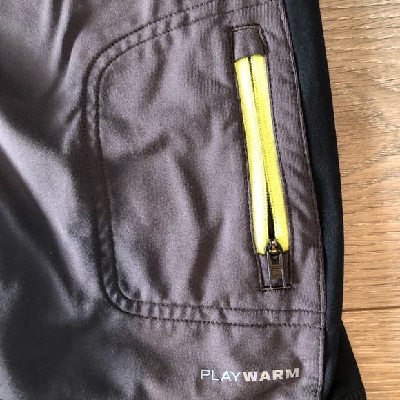 Reebok Woman’s Half Zip Athletic Top - Picture 4 of 5